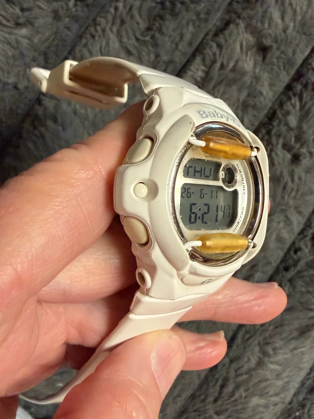 White Digital Sports Smartwatch - Women's Durable Wearable